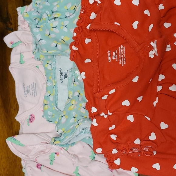 Carter's Rompers Bundle, size 18M - Picture 8 of 8
